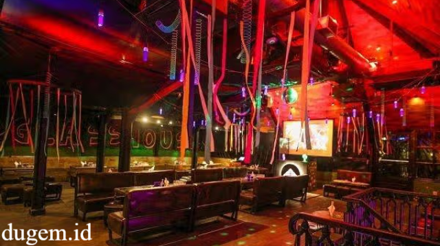 Glass House Jakarta Club Malam Elegan dengan Atmosfer Enerjik