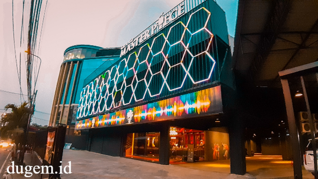 Nikmati Pengalaman Karaoke Eksklusif di Masterpiece Atrium