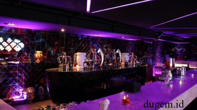 Sensasi Hiburan Malam dan Anggur Premium di Demitasse Lounge